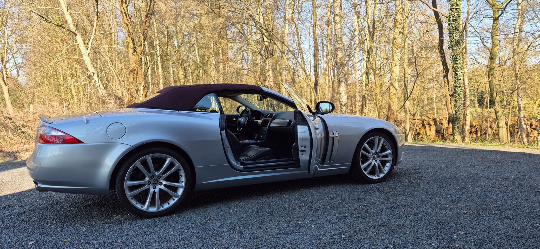 Jaguar XKR - 4.2 V8 Convertible XKR supercharged - AutoWereld.nl