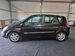 Renault Scénic - 2.0-16V Privilège Luxe
