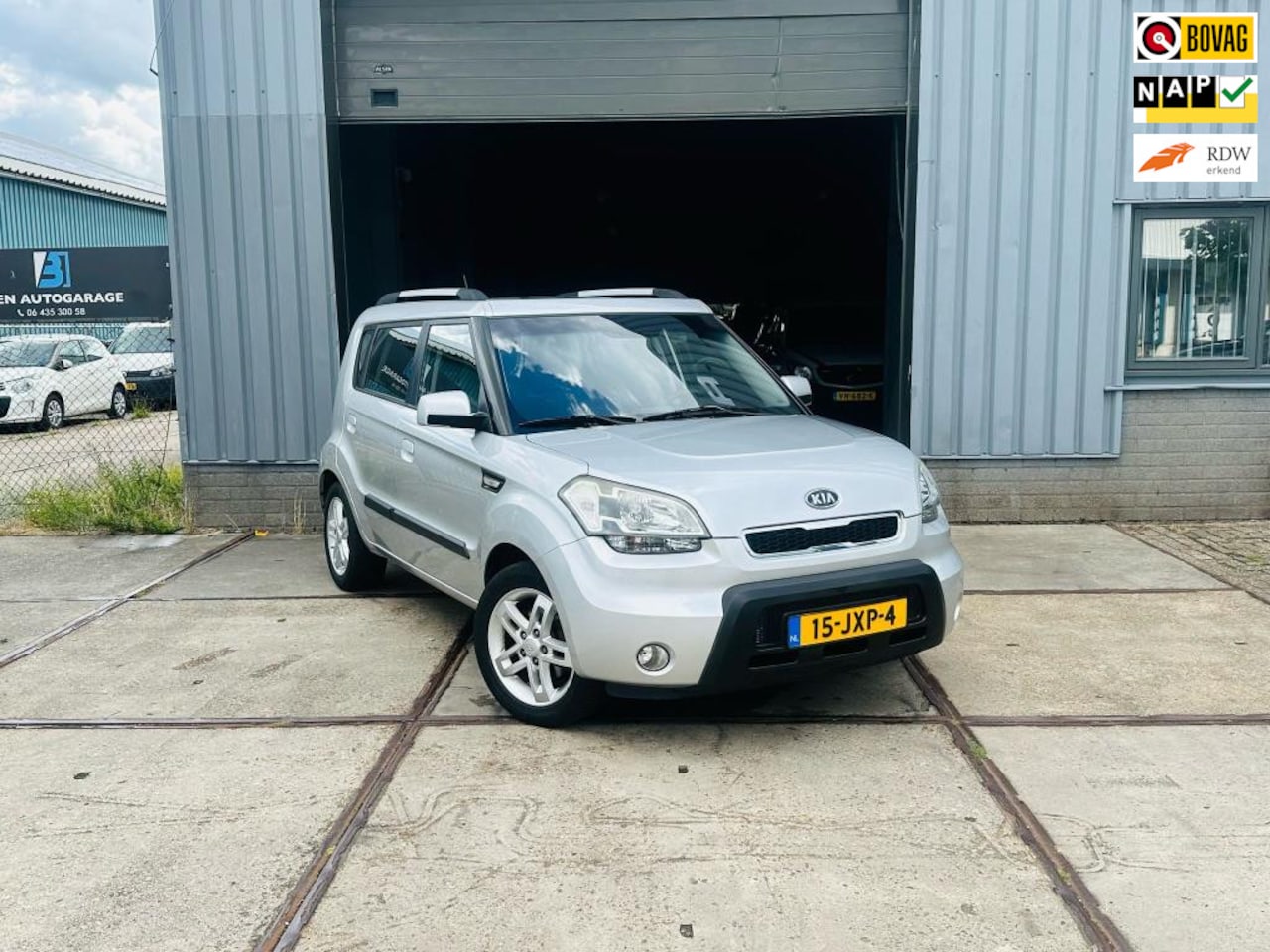 Kia Soul - 1.6 X-tra 1.6 X-tra (Elek Pakket+CarPlay+Onderhoud+NAP+Airco) - AutoWereld.nl