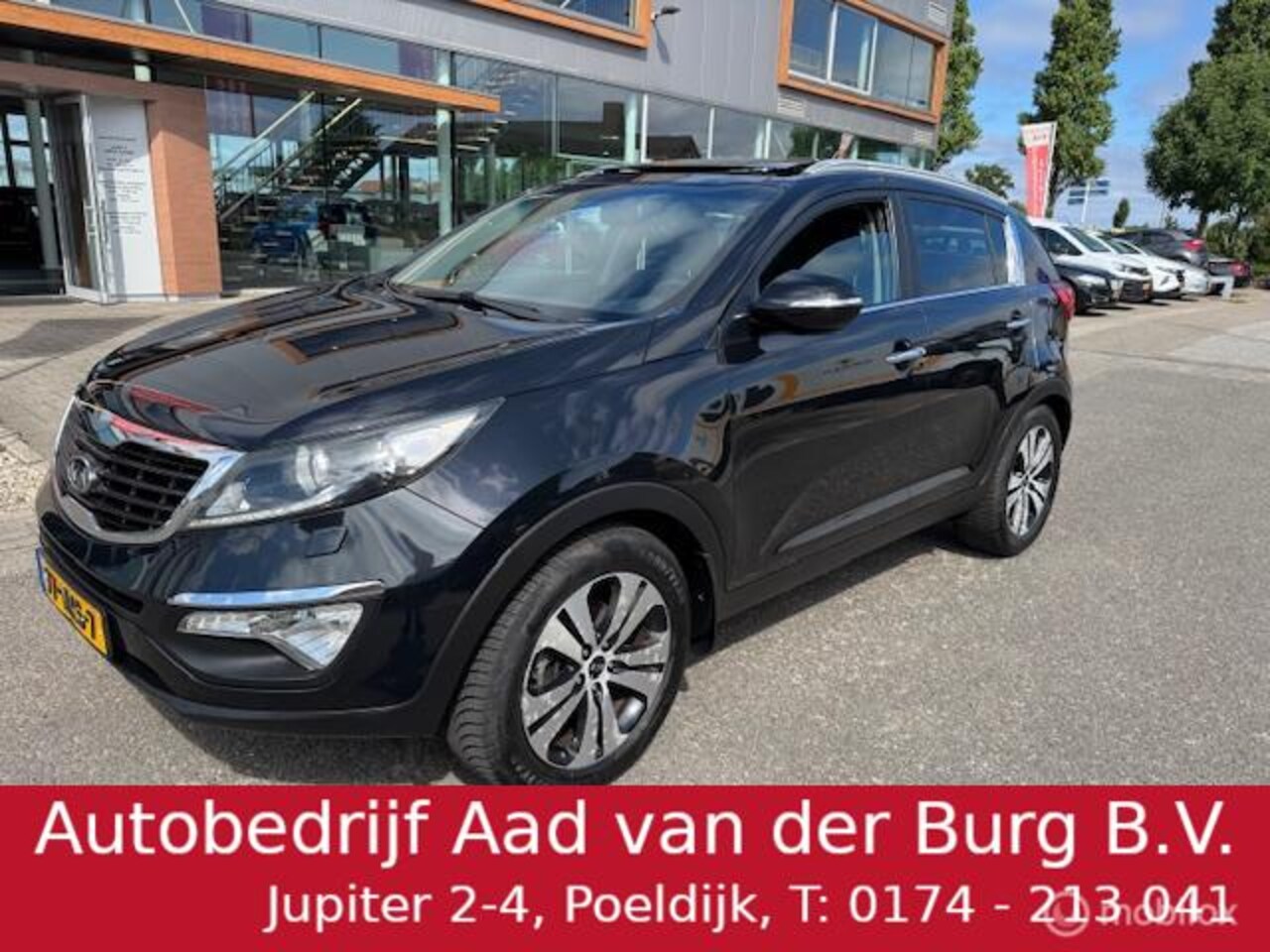 Kia Sportage - 2.0 X-clusive Automaat Panorama schuif- Kantel dak , Navigatie , Camera , Bluetooth , Park - AutoWereld.nl