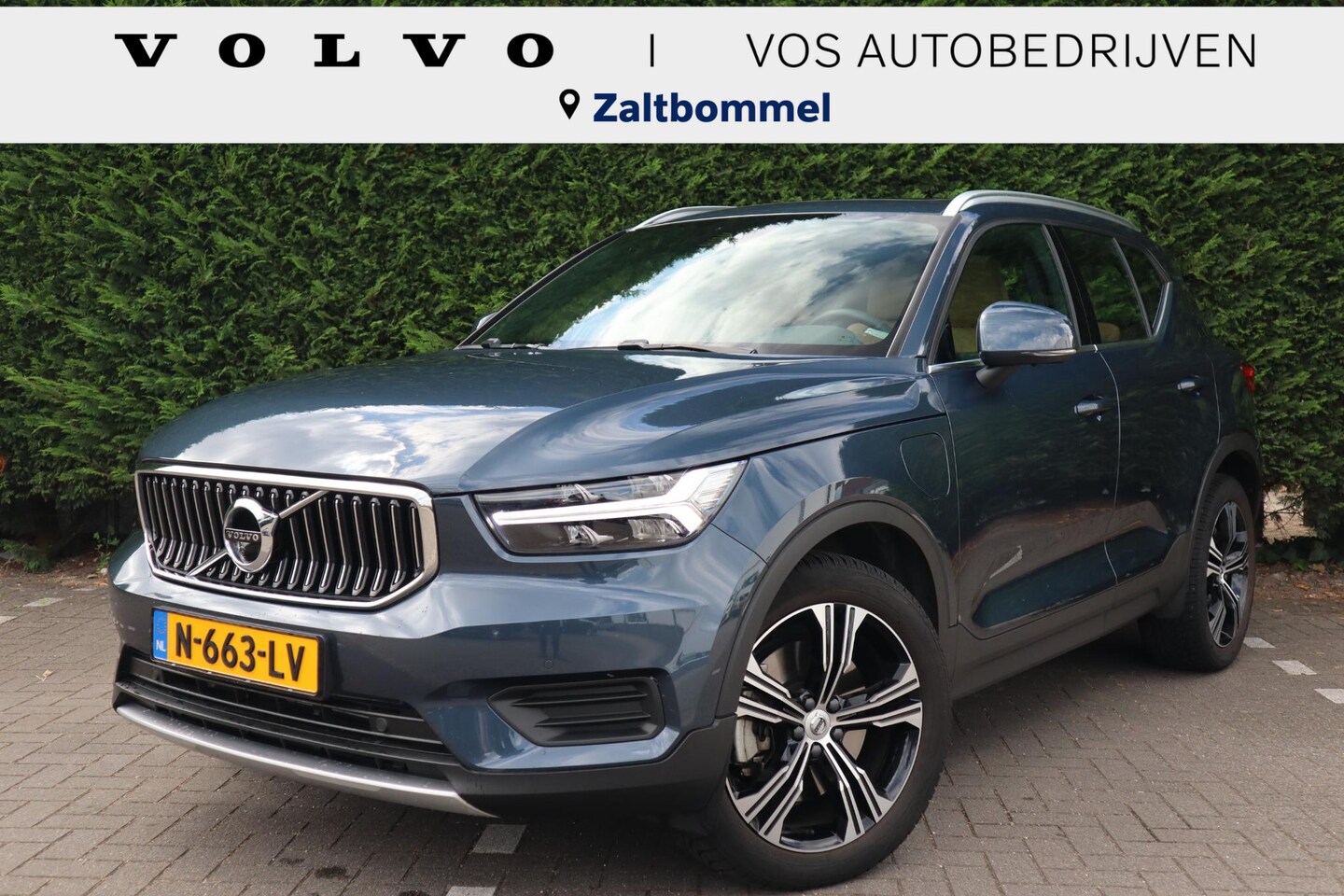 Volvo XC40 - 1.5 T4 Recharge Inscription Luxury | Panoramadak | Elektrisch verstelbare voorstoelen | Tr - AutoWereld.nl