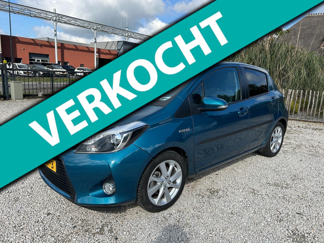 Toyota Yaris - 1.5 Full Hybrid Dynamic automaat pano - AutoWereld.nl