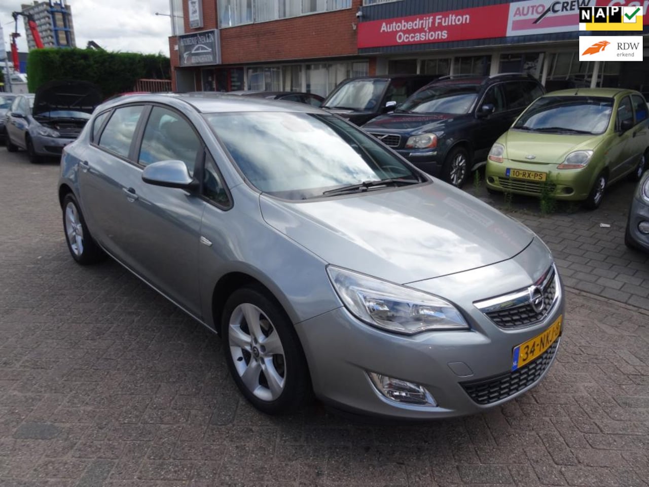 Opel Astra - 1.4 Turbo Edition/Airco/Navi/Bluetooth/Camera - AutoWereld.nl