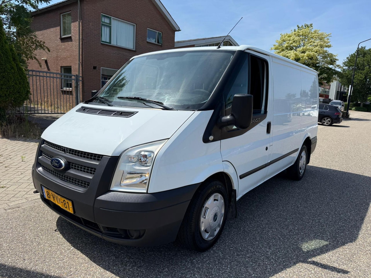 Ford Transit - 260S 2.2 TDCI Economy Edition 260S 2.2 TDCI Economy Edition - AutoWereld.nl