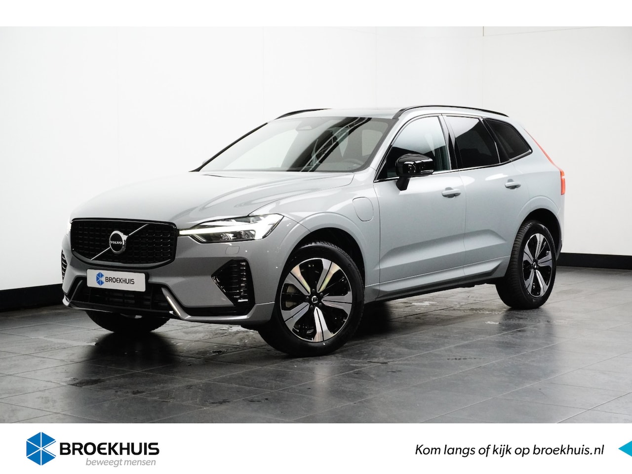 Volvo XC60 - 2.0 T6 Plug-in hybrid AWD Plus Dark | Nappa Sportstoel | Panoramadak | Elek stoel | Trekha - AutoWereld.nl