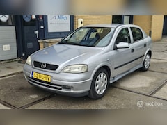 Opel Astra - 1.6 Club