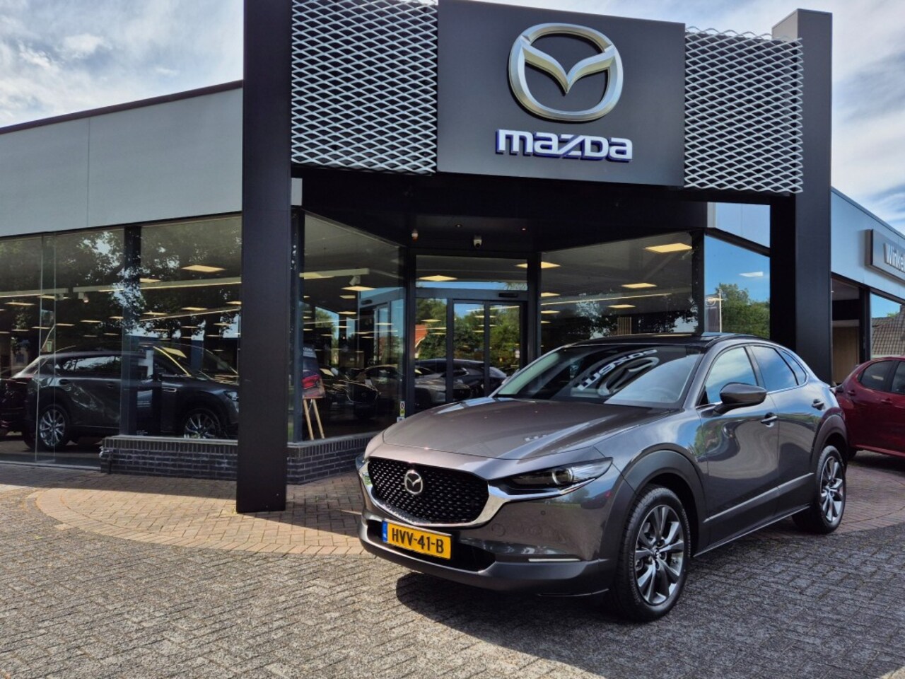 Mazda CX-30 - E- SKYACTIV-G 2.5 140 6AT TAKUMI M-HYBRID /€3000 INRUILVOORDEEL / DEMO - AutoWereld.nl
