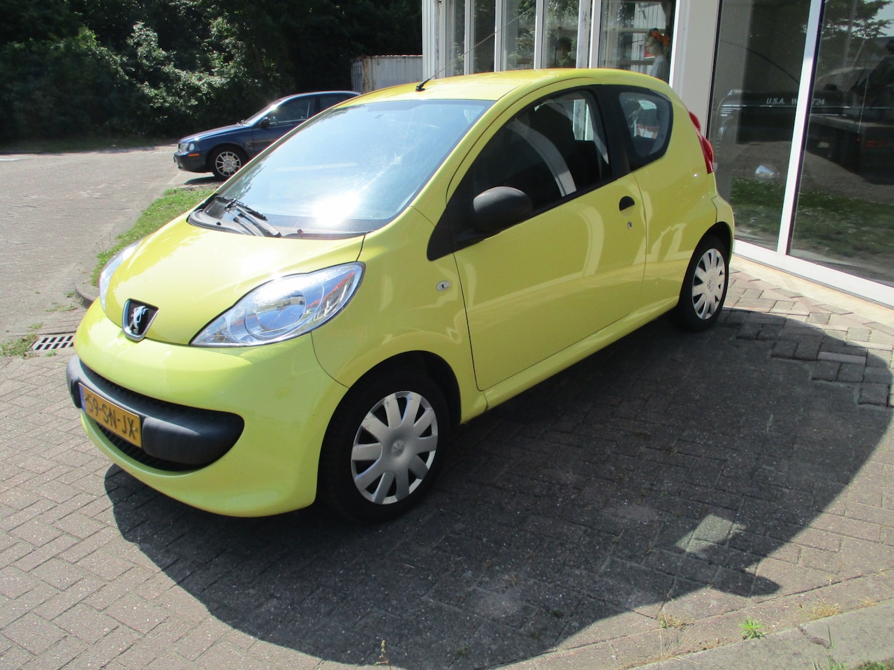 Peugeot 107 - 1.0-12V XR 1.0-12V XR - AutoWereld.nl