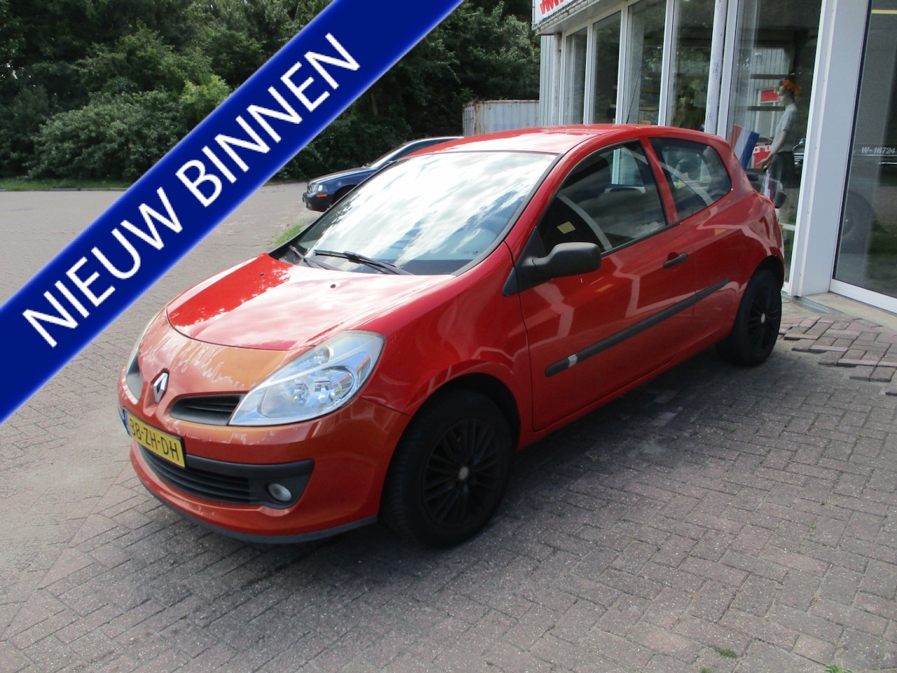 Renault Clio - 1.2-16V Special Line 1.2-16V Special Line - AutoWereld.nl