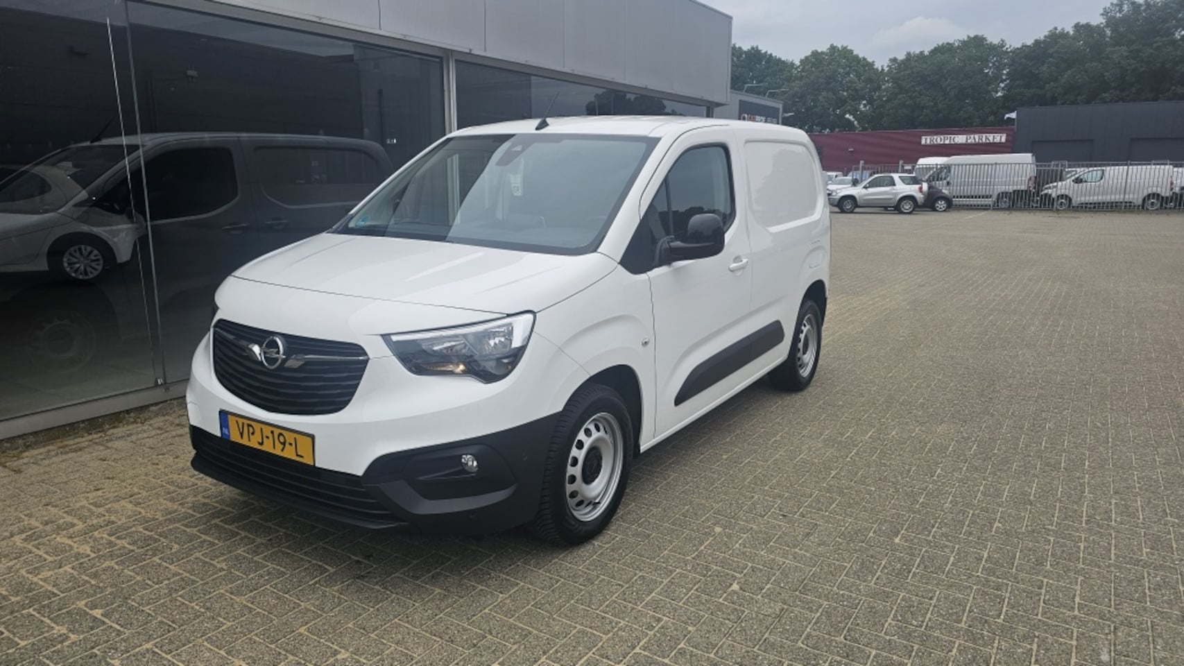 Opel Combo - 1.5D L1H1 Edition 1.5D L1H1 Edition - AutoWereld.nl