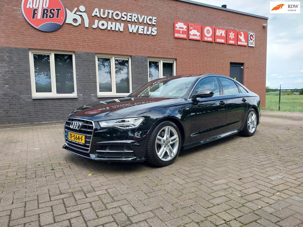 Audi A6 Limousine - 1.8 TFSI S-Line, afneembare trekhaak - AutoWereld.nl
