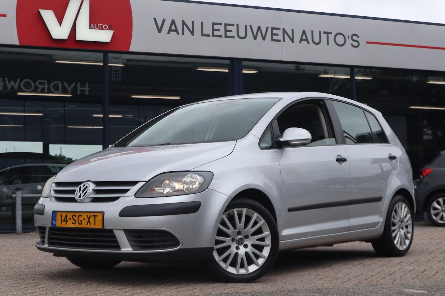 Volkswagen Golf Plus - 1.6 FSI Comfortline Business | Nieuw Binnen! | Inruilkoopje | Zo Mee - AutoWereld.nl