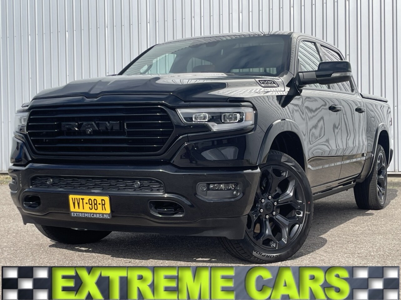 Dodge Ram Pick Up - 1500 4x4 Crew Cab Longhorn Night LPG - AutoWereld.nl