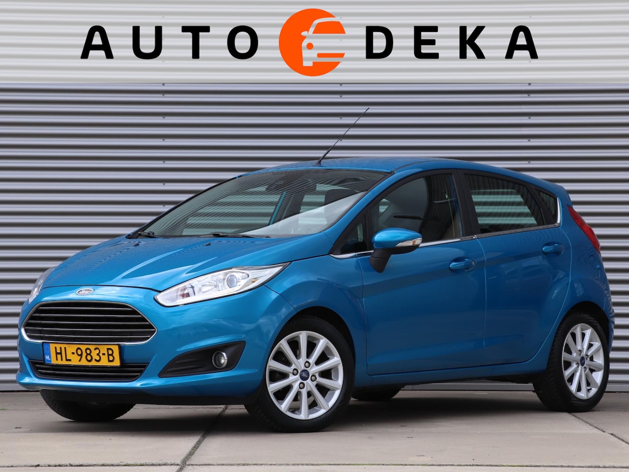 Ford Fiesta - 1.0 EcoBoost Titanium *1e Eigenaar*Navigatie*Parkeersens.* - AutoWereld.nl