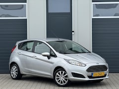 Ford Fiesta - 1.0 Champion / Trekhaak / LM velgen / *NAP