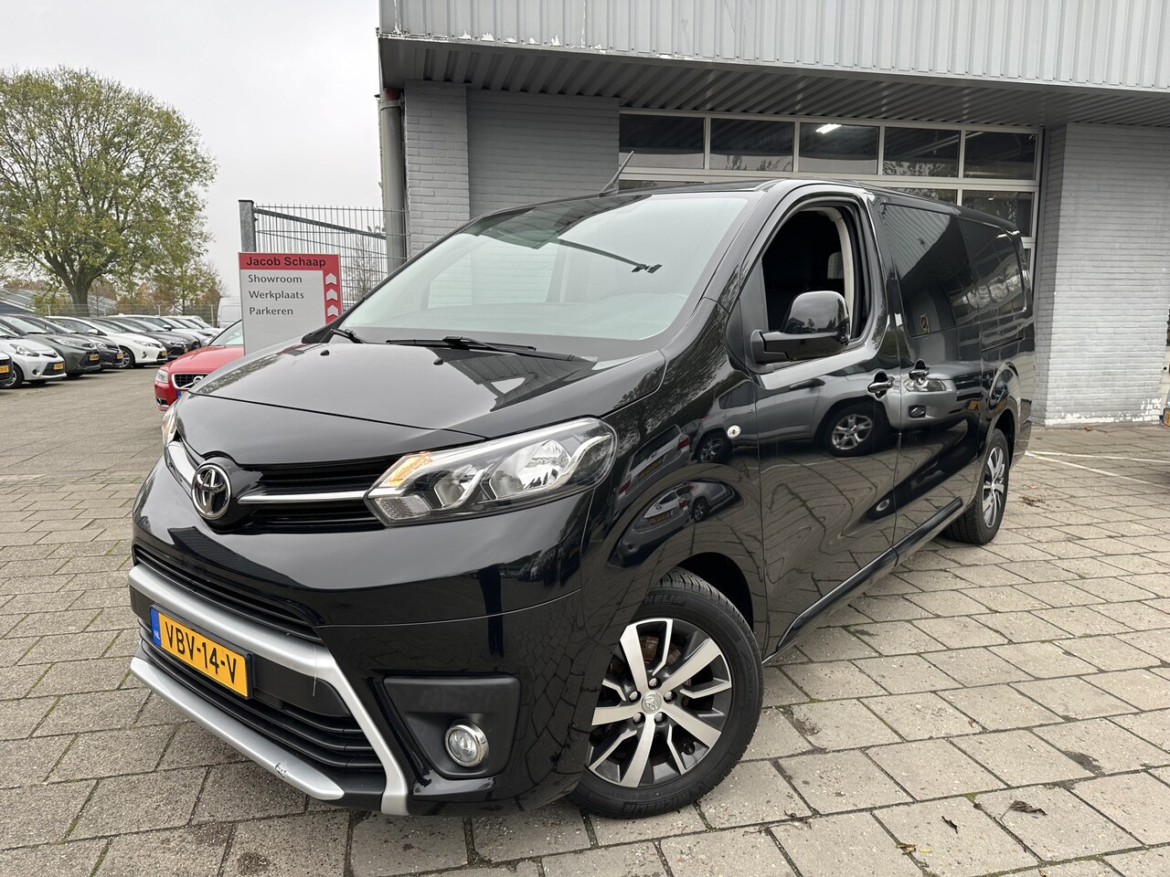 Toyota PROACE Long Worker - 2.0 D-4D Creator DC 122pk | Trekhaak | PDC achter | Navigatie | - AutoWereld.nl