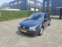 Volkswagen Golf - 2.0 Highline BJ 2001 XENON