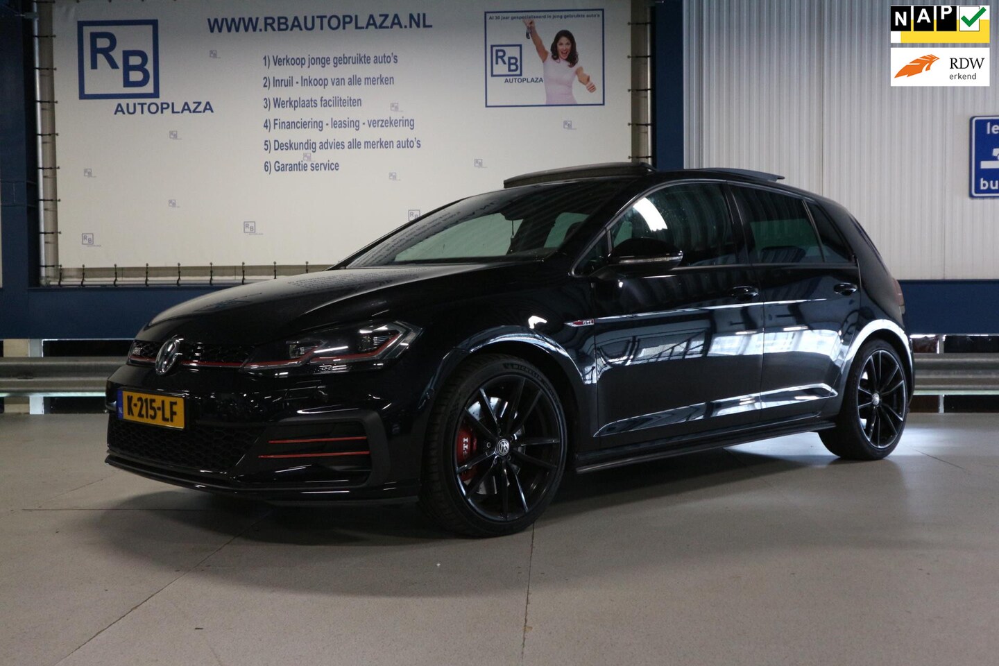 Volkswagen Golf - 2.0 TSI GTI Performance / S-DAK / BLACK EDITION ! ! ! - AutoWereld.nl