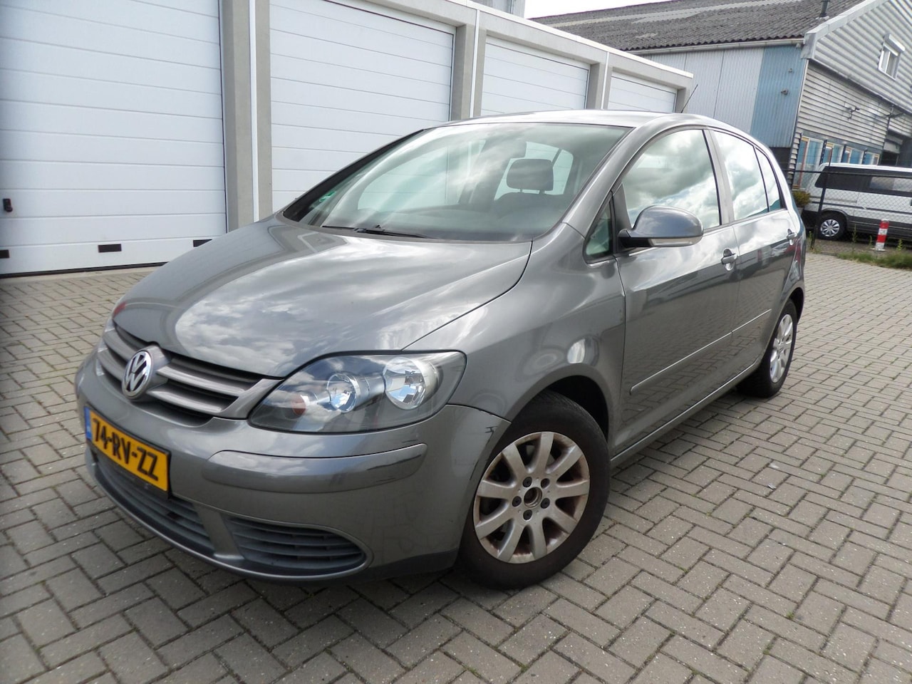 Volkswagen Golf Plus - 2.0 FSI Comfortline 2.0 FSI Comfortline - AutoWereld.nl