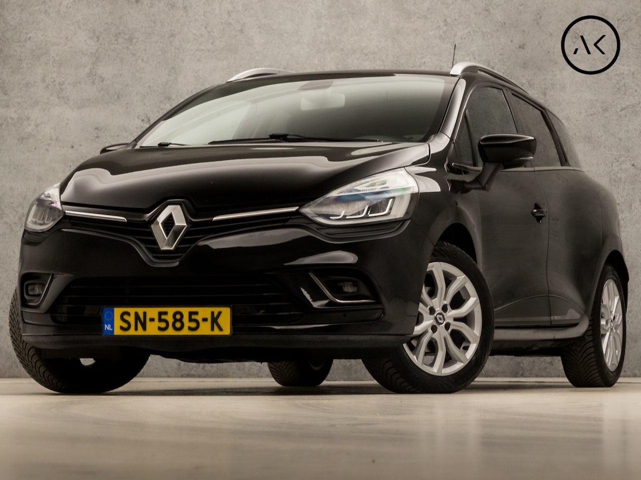 Renault Clio Estate - 0.9 TCe Dynamique Sport (NAVIGATIE, LEDER/ALCANTARA, CLIMATE, GETINT GLAS, SPORTSTOELEN, L - AutoWereld.nl
