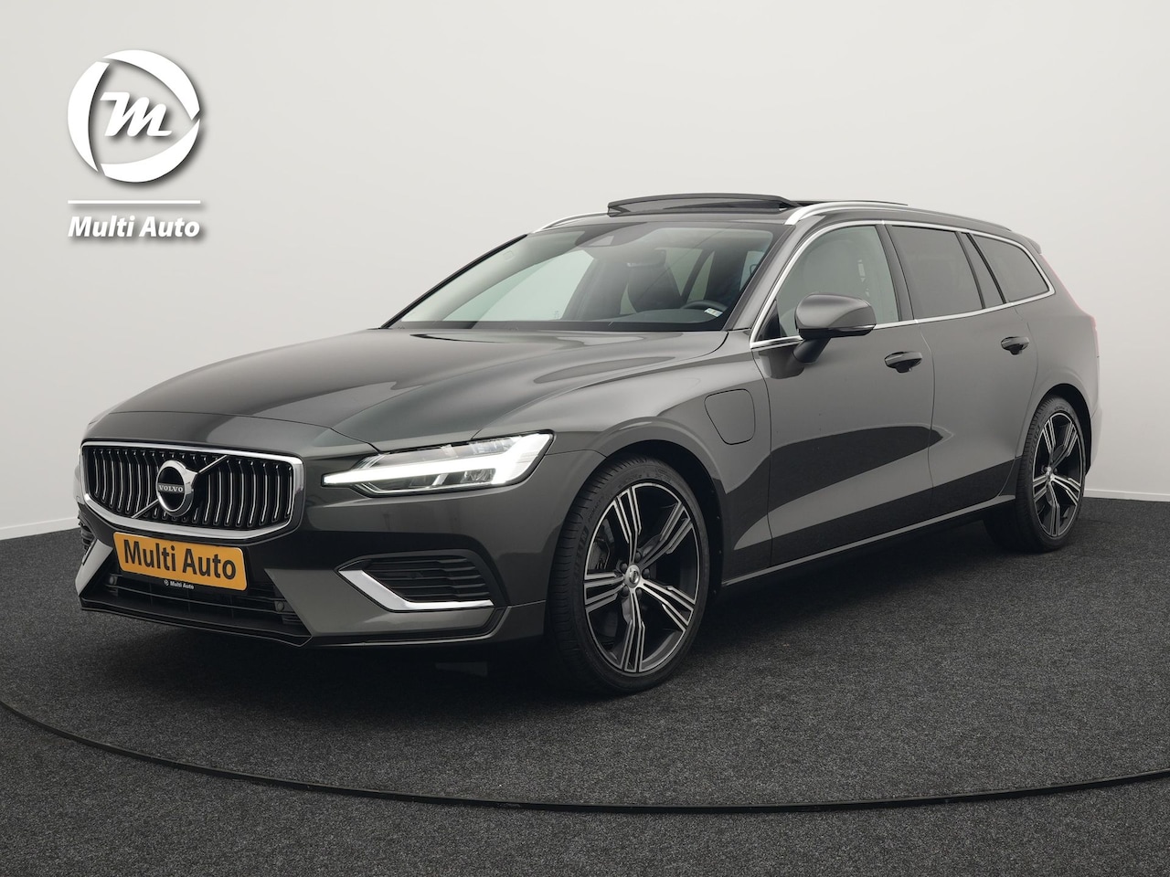 Volvo V60 - T8 Recharge AWD Inscription Plug In Hybrid 392pk PHEV | Dealer O.H | Panodak | Adaptive cr - AutoWereld.nl