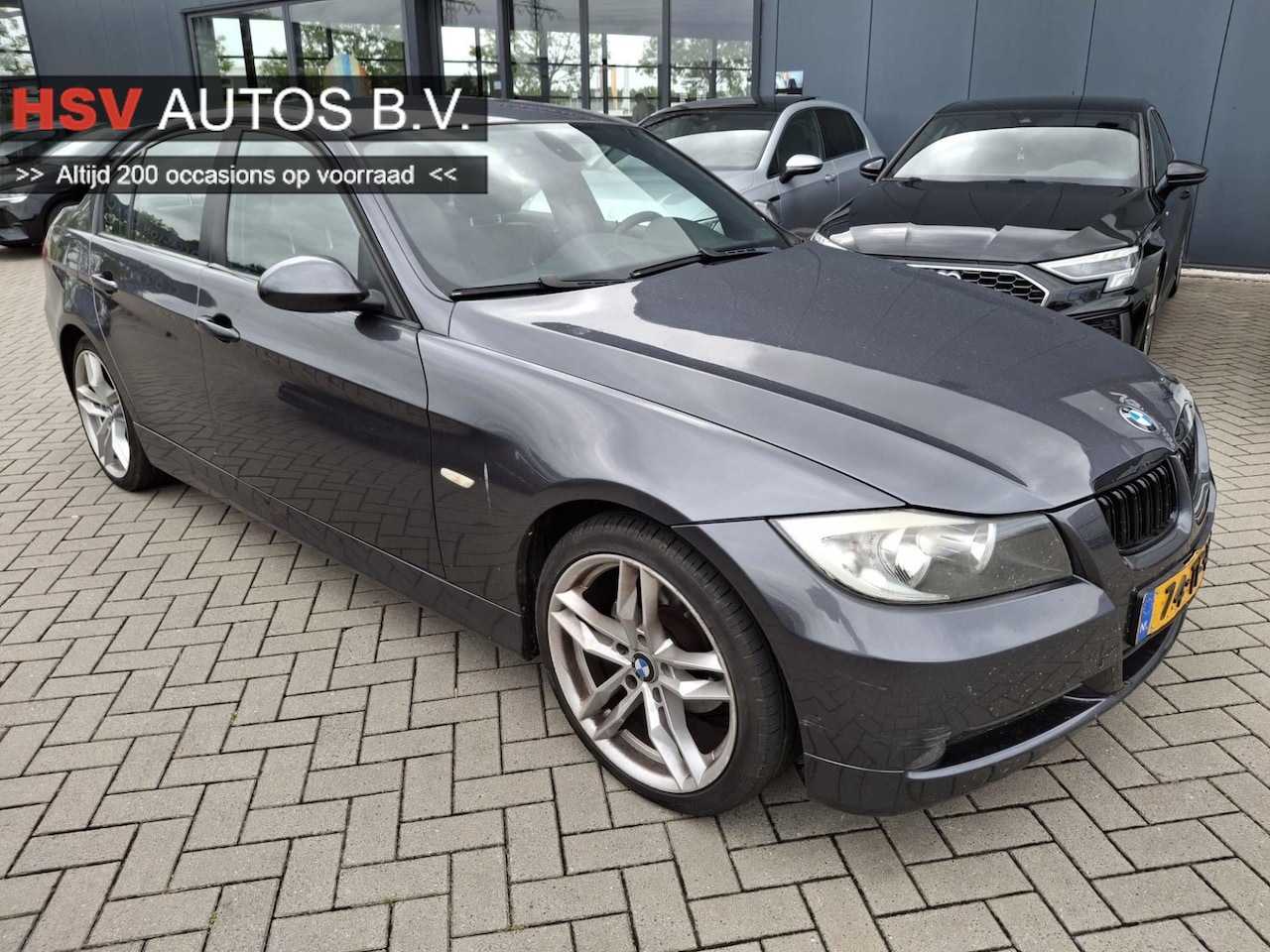 BMW 3-serie - 320i Graphite navi LEER org NL - AutoWereld.nl