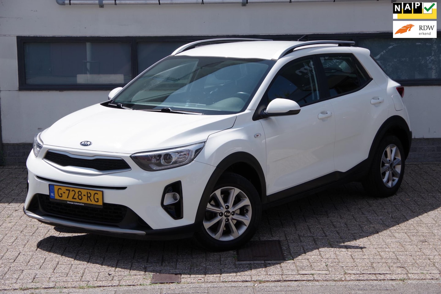 Kia Stonic - 1.0 T-GDi DynamicLine /1e eigenaar/Dealer onderhouden/ - AutoWereld.nl