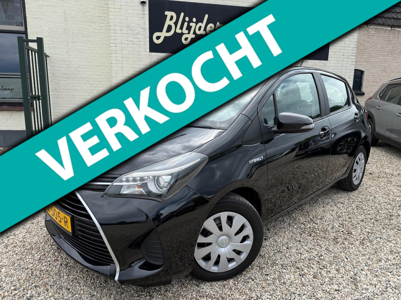 Toyota Yaris - 1.5 Hybrid Aspiration Clima | Camera | Cruise | Navi | Org. NL | Dealer Onderhouden - AutoWereld.nl
