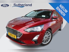 Ford Focus Wagon - 1.0 EcoBoost 125 PK Titanium Business | Winterpack | 17 Inch Lichtmetalen Velgen | Privacy