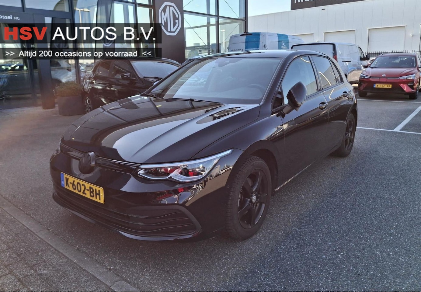 Volkswagen Golf - 1.5 TSI Life Business carplay LM massage org NL - AutoWereld.nl