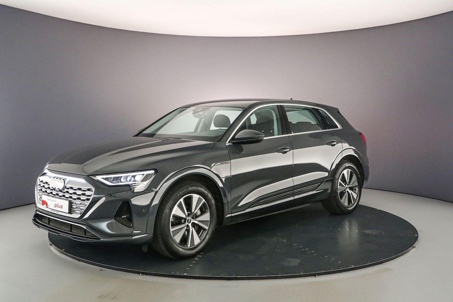 Audi Q8 e-tron - 50 quattro Edition 95 kWh | Luchtvering | Adapt. Cruise | Camera |  MMI Plus | Audi Sound - AutoWereld.nl