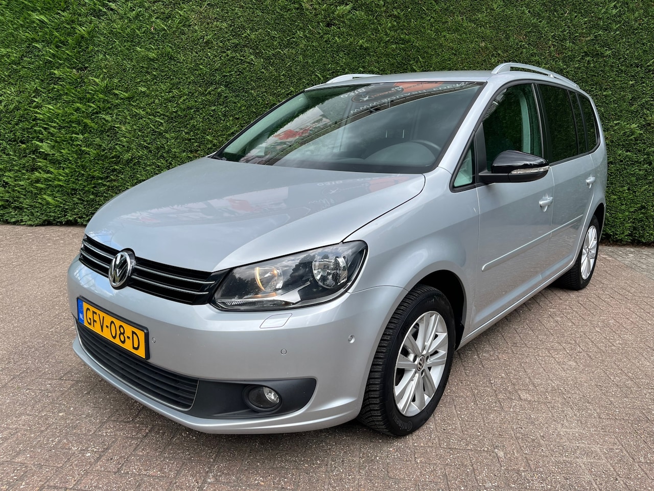 Volkswagen Touran - 1.2 TSI Easyline 7p. PDC V+A, TREKHAAK, STOELRVERWARMING, - AutoWereld.nl