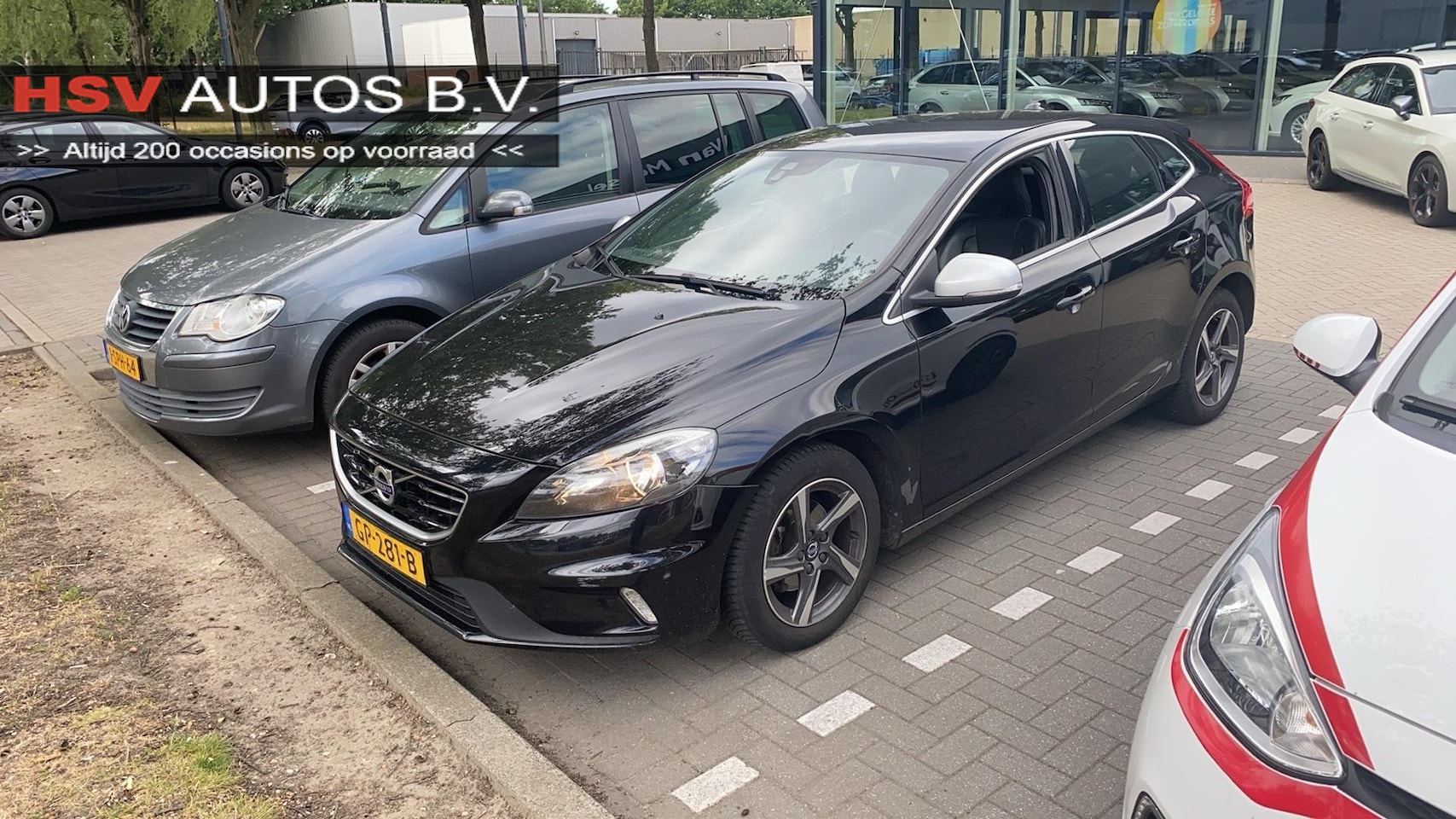 Volvo V40 - 2.0 D2 R-Design Business navi LEER org NL - AutoWereld.nl