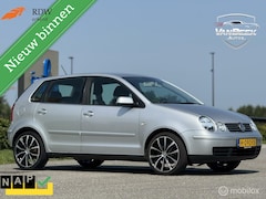 Volkswagen Polo - 1.2-12V Cross