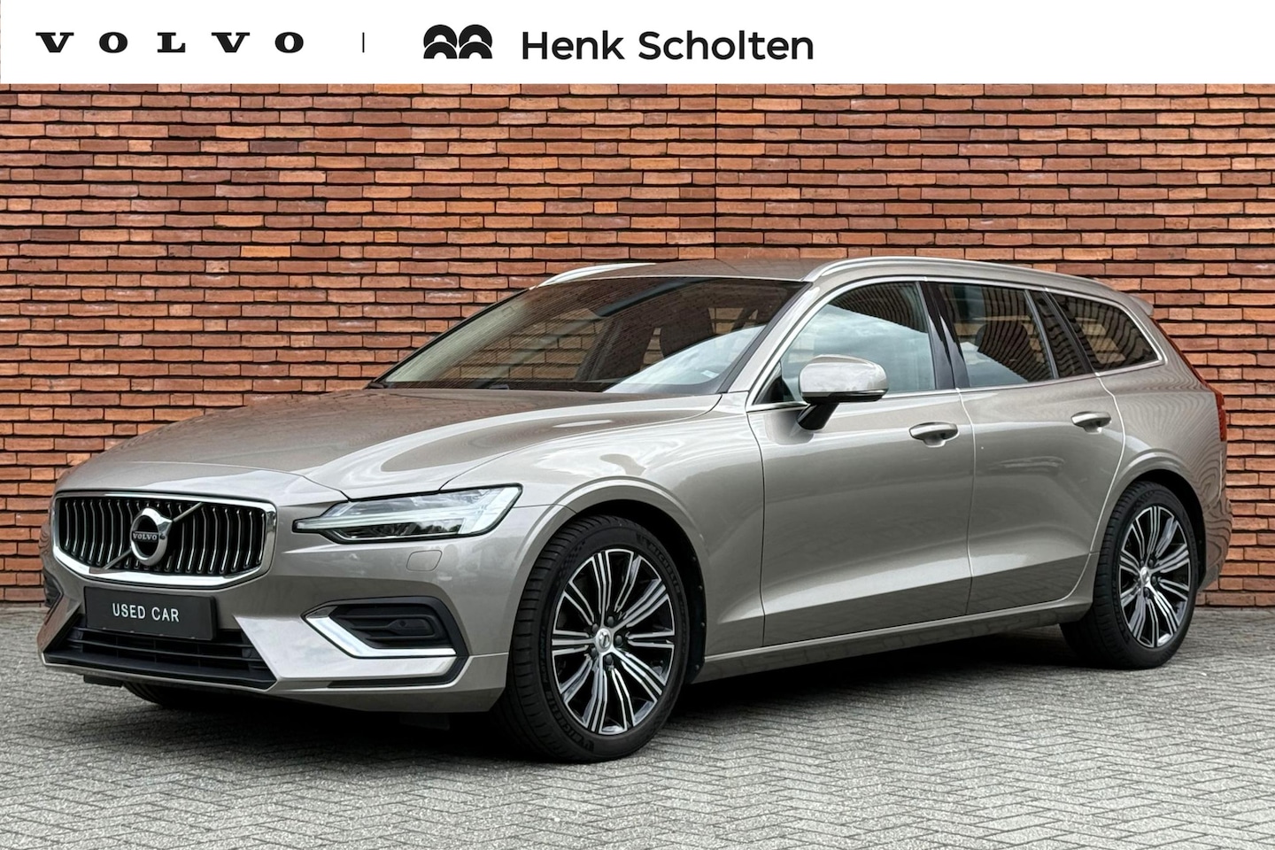 Volvo V60 - T5 Automaat Inscription | Verwarmbare Voorruit | Parkeersensoren | Adaptieve Koplampen | H - AutoWereld.nl