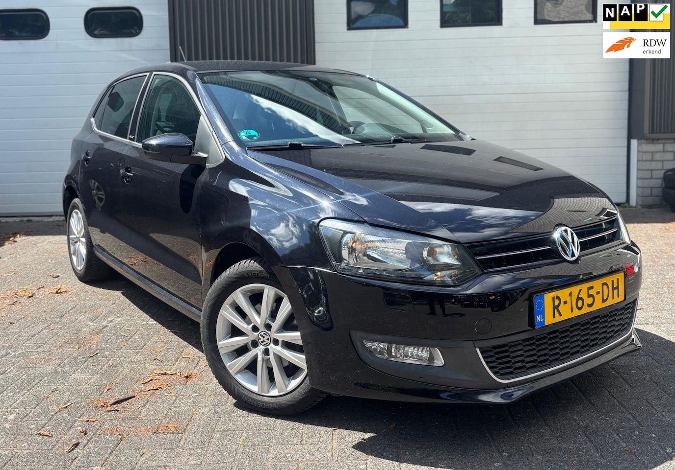 Volkswagen Polo - 1.2 Easyline APK CRUISE BLUETOOTH CARPLAY PDC - AutoWereld.nl