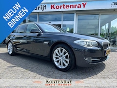 BMW 5-serie Touring - 528i Executive 6 cilinder/260 pk/panorama dak/automaat/trekhaak/ecc/navigatie/bi xenon/cru