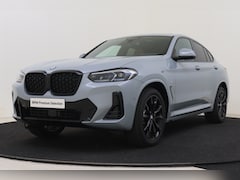 BMW X4 - xDrive30i High Executive M Sport Automaat / Panoramadak / Trekhaak / Laserlight / M Sports