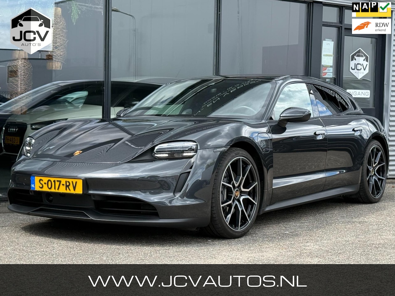 Porsche Taycan Sport Turismo - 79 kWh SPORT CHRONO/PANO/ACC - AutoWereld.nl