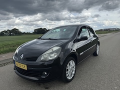 Renault Clio - 1.2 TCE Rip Curl
