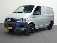 Volkswagen Transporter - 102pk L1H1 Highline Navigatie 18" Velgen Airco Cruise control Euro6 Bluetooth