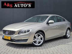 Volvo S60 - 1.5 T2 Kinetic Automaat Nap Navigatie Parkeersensoren
