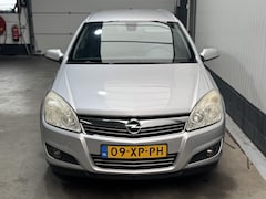 Opel Astra Wagon - 1.8 Essentia