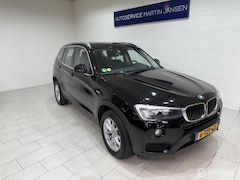 BMW X3 - SDrive18d Business Trekhaak