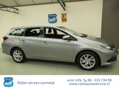Toyota Auris Touring Sports - 1.2 Turbo Aspiration , AIRCO*TREKH*LM.WIELEN* TREKGEWICHT 1300 KG