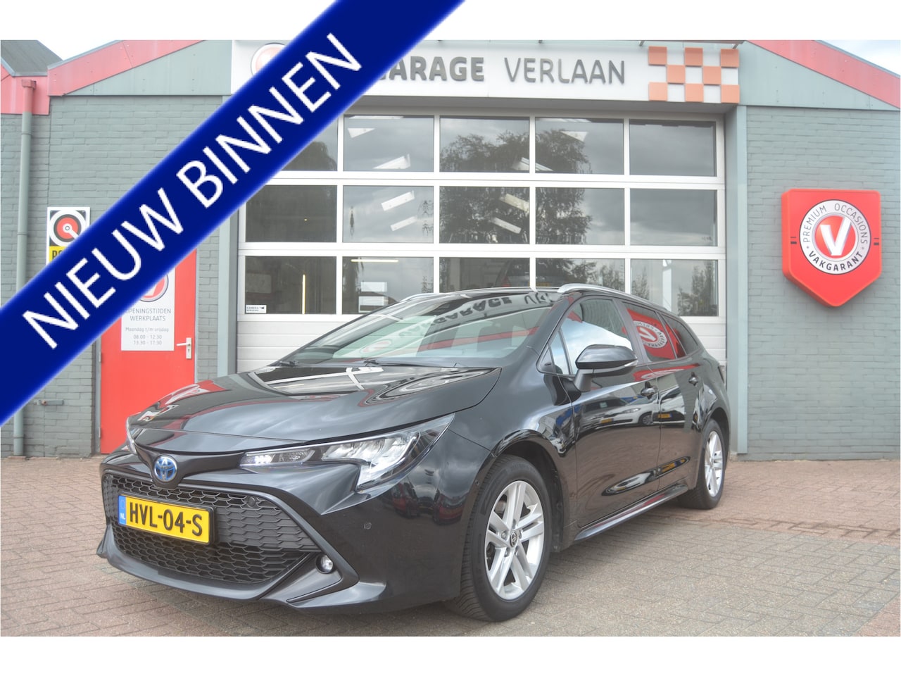 Toyota Corolla Touring Sports - stuur en stoelverwarm. 12 mnd gar. 1.8 Hybrid - AutoWereld.nl