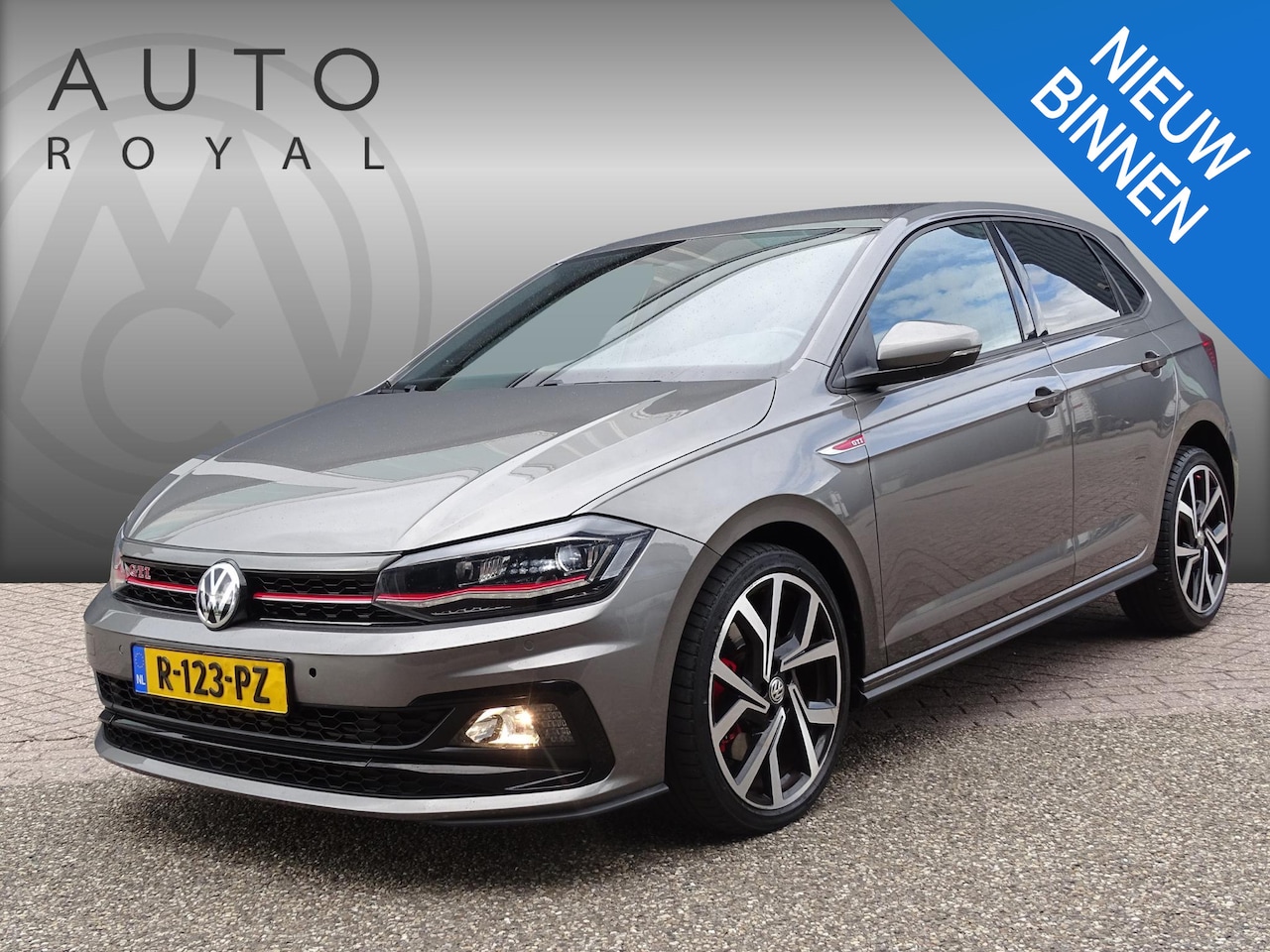 Volkswagen Polo - 2.0 TSI GTI AUTOMAAT|LED KOPLAMPEN|VIRTUAL DISPLAY|STOELVERWARMING|ACHTERUIT RIJ CAMERA|NA - AutoWereld.nl
