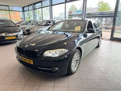 BMW 5-serie Touring - 523i High Executive NW. APK NAVI LEDER BJ 2010