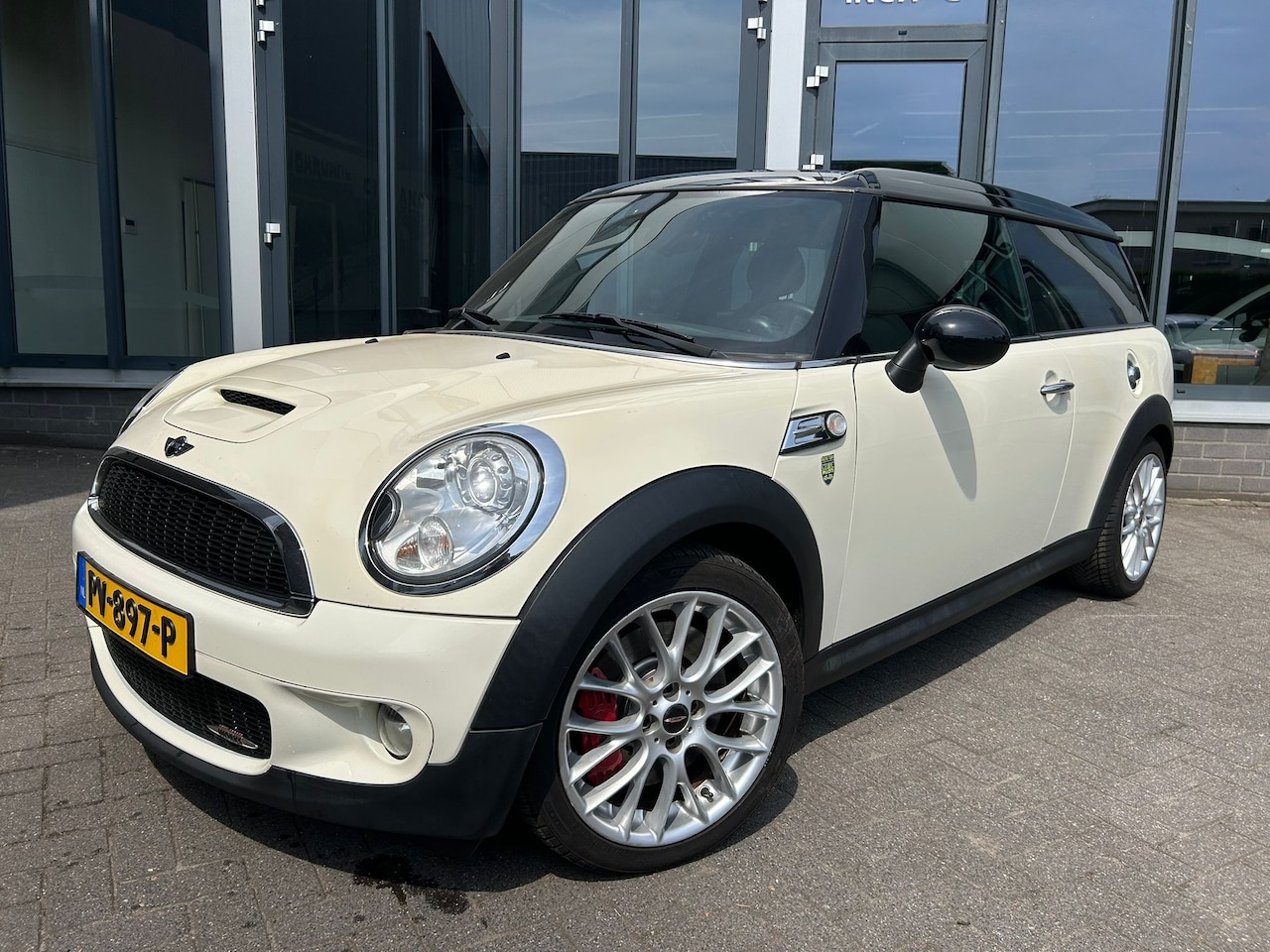 MINI Clubman - 1.6 John Cooper Works 211 PK - AutoWereld.nl