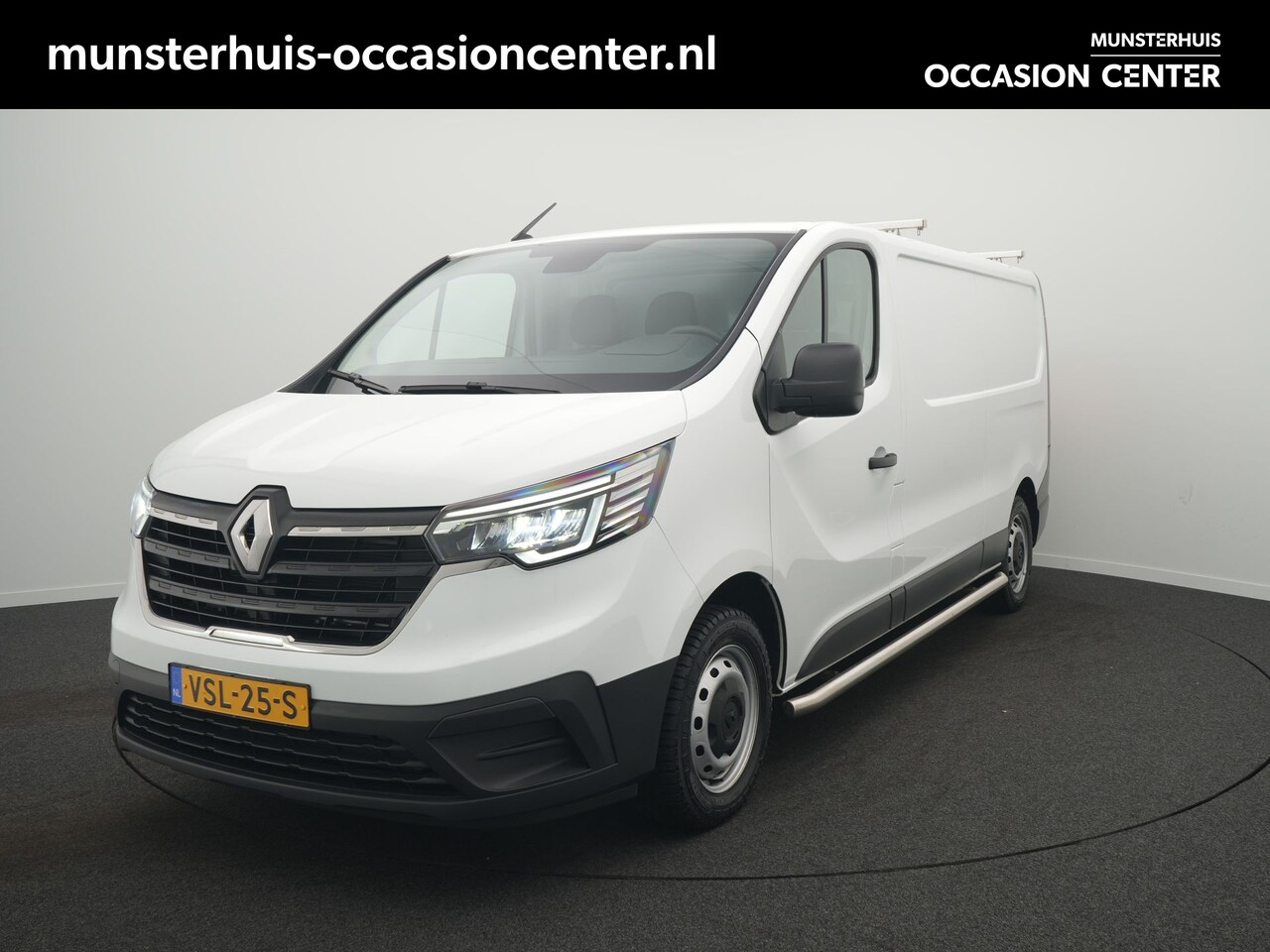 Renault Trafic - 2.0 Blue dCi 130 T30 L2H1 Start - All Seasonbanden - Trekhaak - Sidebars - AutoWereld.nl